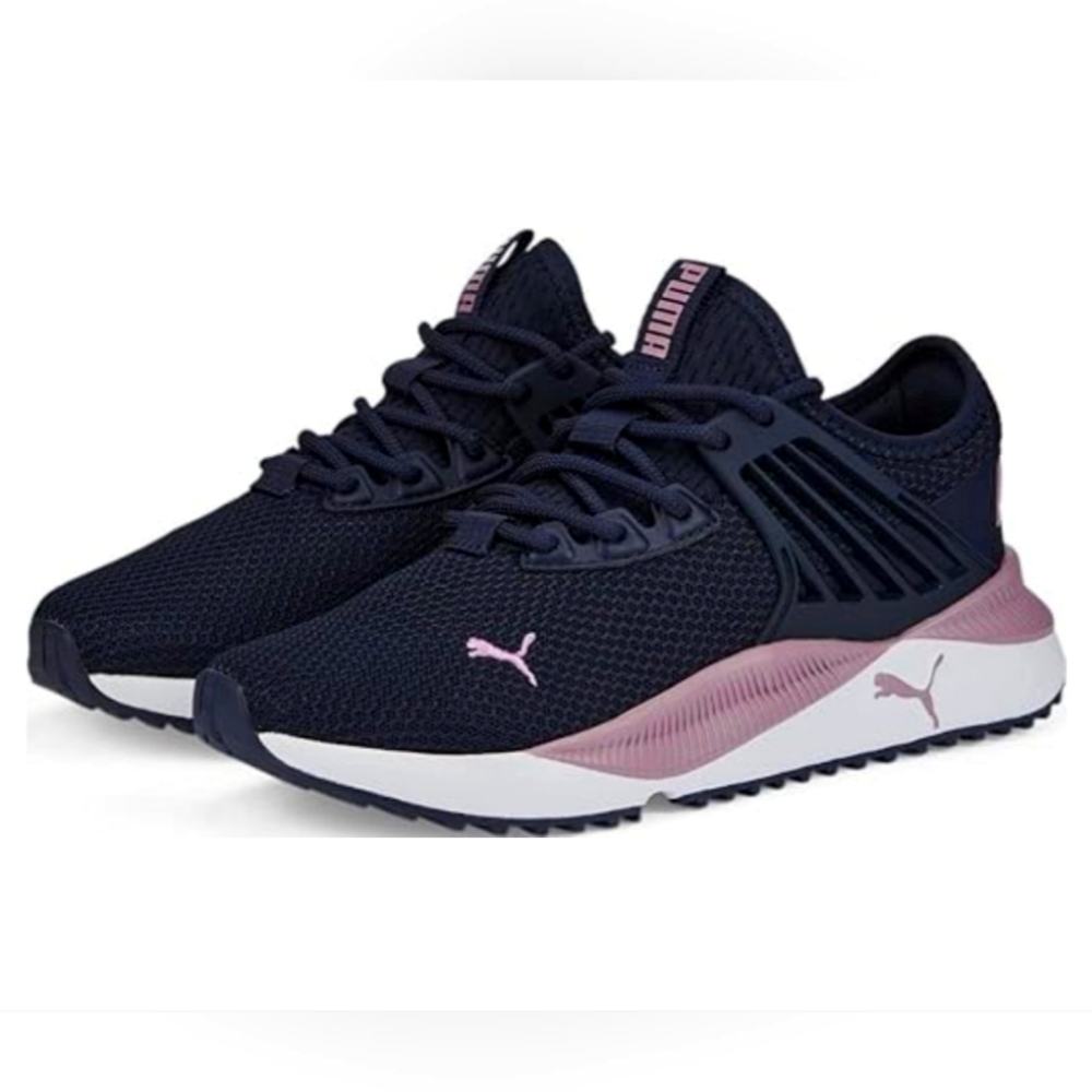 🆕️ Puma future racer sneakers